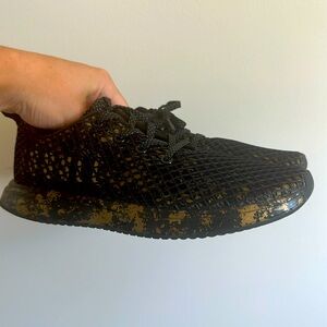 NOBULL Trainers - Mens 7, Womens 8.5